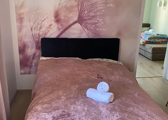 Koliber Nad Morzem W Darlowku ダルウォボ